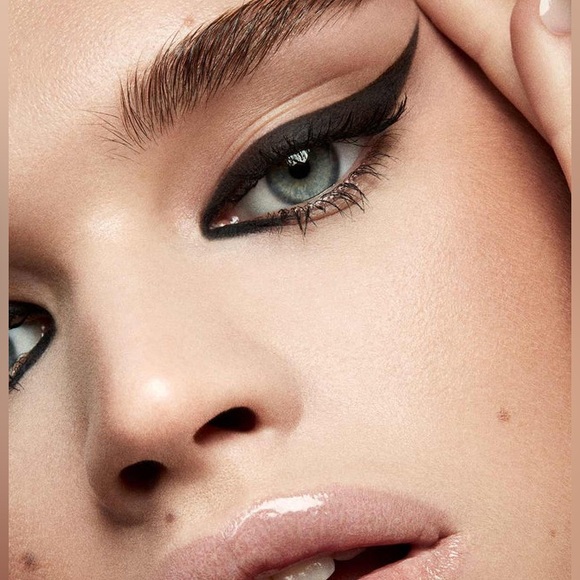 💗FENTY BEAUTY Full Frontal Mascara Black + Flypencil Longwear Eyeliner Black - Picture 16 of 16